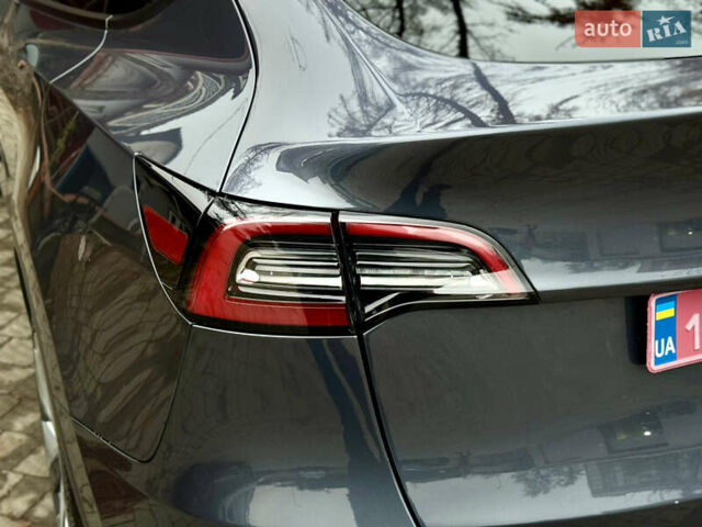 Сірий Тесла Model Y, об'ємом двигуна 0 л та пробігом 35 тис. км за 27999 $, фото 38 на Automoto.ua