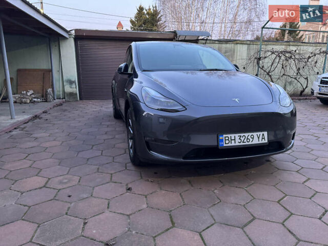 Серый Тесла Model Y, объемом двигателя 0 л и пробегом 24 тыс. км за 26400 $, фото 7 на Automoto.ua