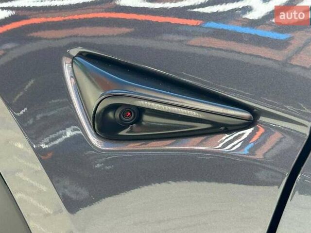 Серый Тесла Model Y, объемом двигателя 0 л и пробегом 39 тыс. км за 30500 $, фото 6 на Automoto.ua