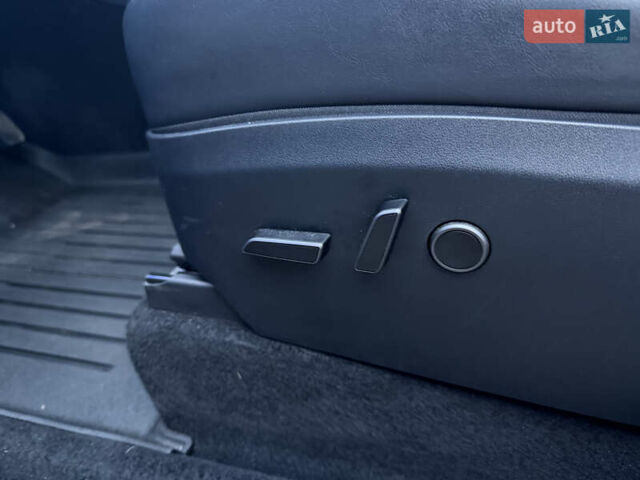 Сірий Тесла Model Y, об'ємом двигуна 0 л та пробігом 15 тис. км за 33000 $, фото 11 на Automoto.ua