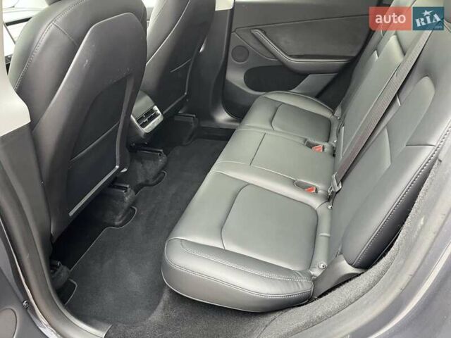 Серый Тесла Model Y, объемом двигателя 0 л и пробегом 60 тыс. км за 29000 $, фото 27 на Automoto.ua