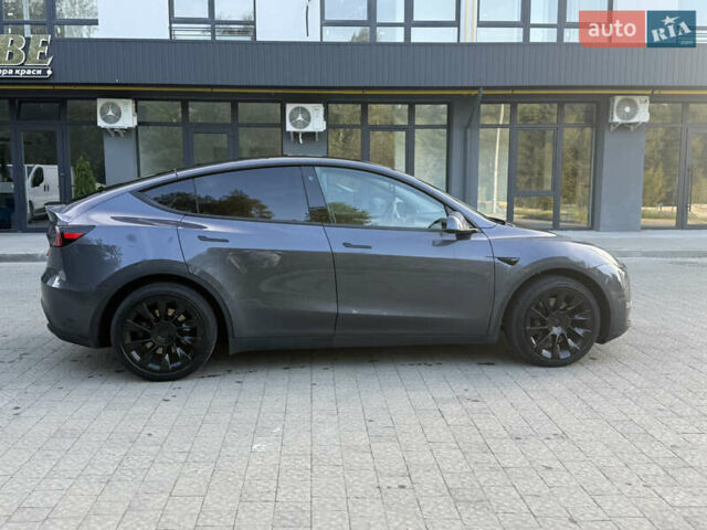 Серый Тесла Model Y, объемом двигателя 0 л и пробегом 49 тыс. км за 27000 $, фото 7 на Automoto.ua