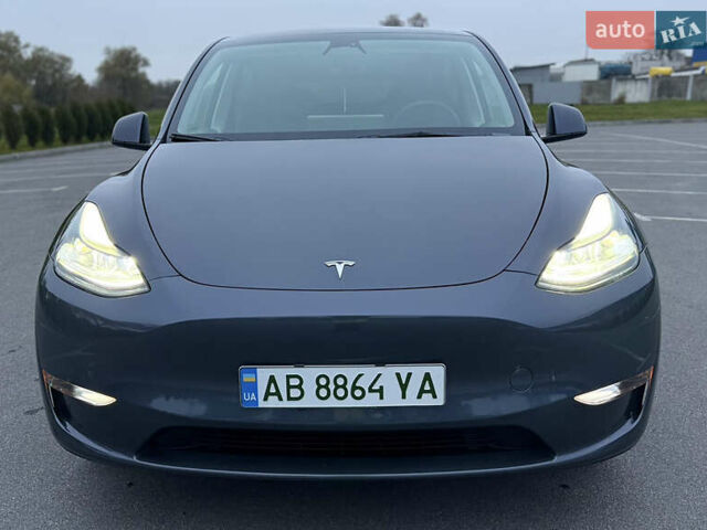 Серый Тесла Model Y, объемом двигателя 0 л и пробегом 32 тыс. км за 24900 $, фото 8 на Automoto.ua