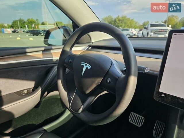Серый Тесла Model Y, объемом двигателя 0 л и пробегом 34 тыс. км за 28300 $, фото 27 на Automoto.ua