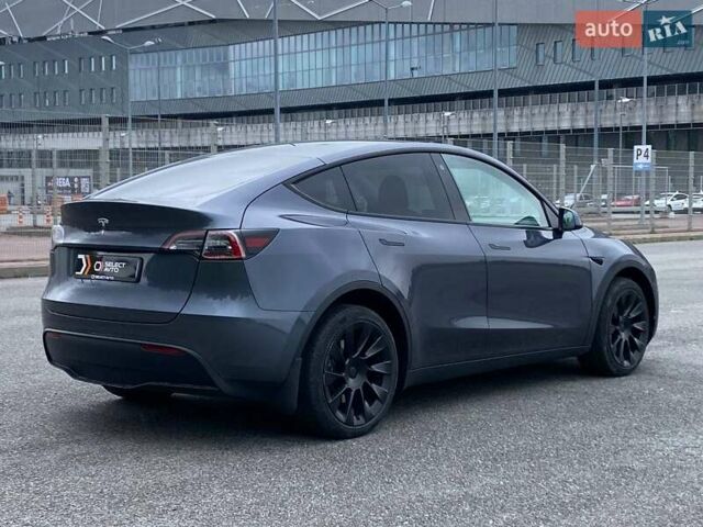 Сірий Тесла Model Y, об'ємом двигуна 0 л та пробігом 9 тис. км за 32490 $, фото 3 на Automoto.ua