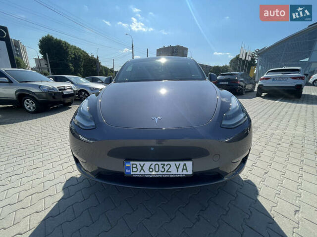 Серый Тесла Model Y, объемом двигателя 0 л и пробегом 60 тыс. км за 28000 $, фото 25 на Automoto.ua