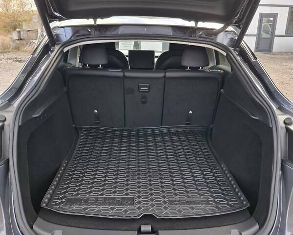 Сірий Тесла Model Y, об'ємом двигуна 0 л та пробігом 37 тис. км за 27500 $, фото 15 на Automoto.ua