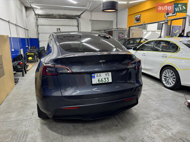 Серый Тесла Model Y, объемом двигателя 0 л и пробегом 16 тыс. км за 34000 $, фото 5 на Automoto.ua