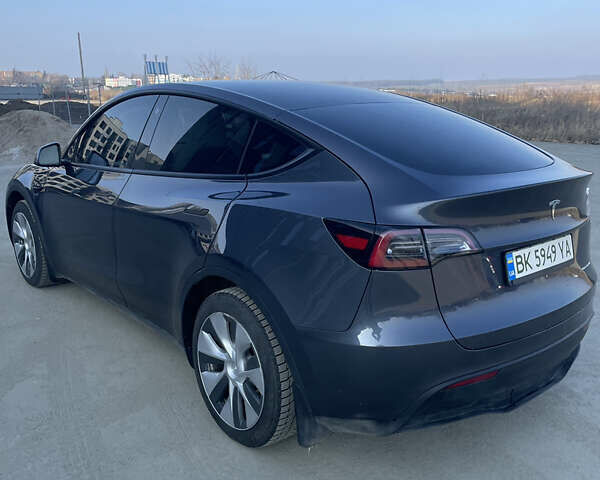 Сірий Тесла Model Y, об'ємом двигуна 0 л та пробігом 43 тис. км за 28500 $, фото 106 на Automoto.ua
