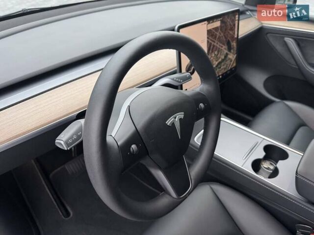 Сірий Тесла Model Y, об'ємом двигуна 0 л та пробігом 17 тис. км за 35999 $, фото 50 на Automoto.ua