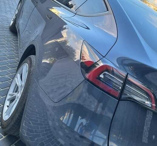 Серый Тесла Model Y, объемом двигателя 0 л и пробегом 28 тыс. км за 34999 $, фото 13 на Automoto.ua