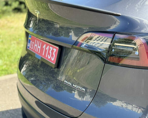 Серый Тесла Model Y, объемом двигателя 0 л и пробегом 36 тыс. км за 29900 $, фото 11 на Automoto.ua