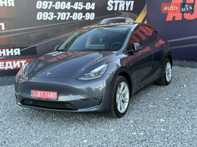 Сірий Тесла Model Y, об'ємом двигуна 0 л та пробігом 68 тис. км за 24499 $, фото 8 на Automoto.ua