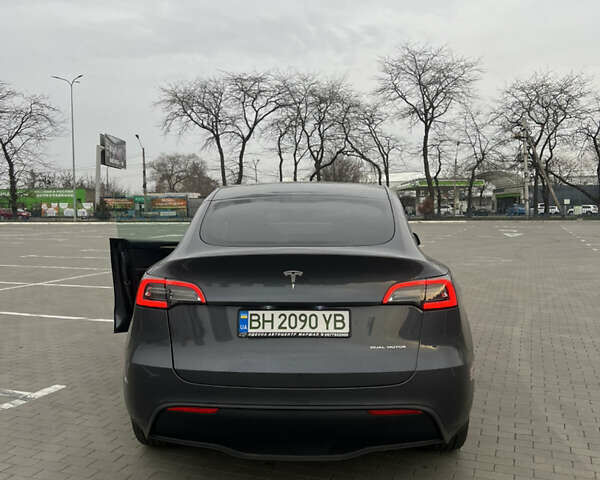 Серый Тесла Model Y, объемом двигателя 0 л и пробегом 16 тыс. км за 31000 $, фото 2 на Automoto.ua