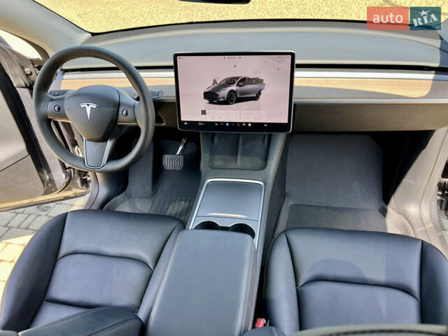 Сірий Тесла Model Y, об'ємом двигуна 0 л та пробігом 45 тис. км за 23300 $, фото 30 на Automoto.ua