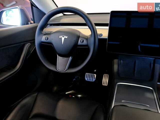 Серый Тесла Model Y, объемом двигателя 0 л и пробегом 42 тыс. км за 23900 $, фото 53 на Automoto.ua