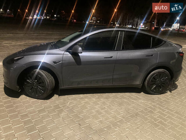 Серый Тесла Model Y, объемом двигателя 0 л и пробегом 9 тыс. км за 29300 $, фото 27 на Automoto.ua