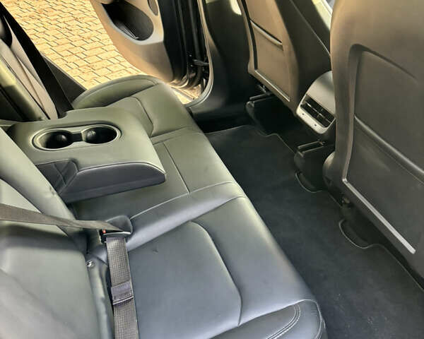 Серый Тесла Model Y, объемом двигателя 0 л и пробегом 30 тыс. км за 23500 $, фото 8 на Automoto.ua