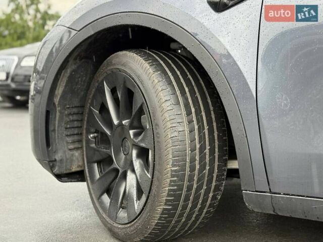 Серый Тесла Model Y, объемом двигателя 0 л и пробегом 38 тыс. км за 27898 $, фото 4 на Automoto.ua