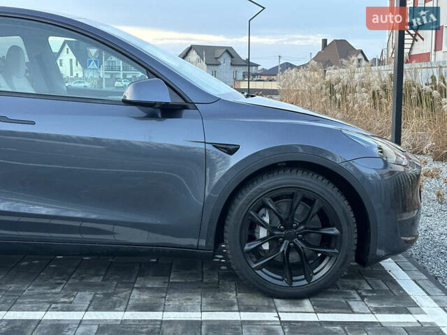 Серый Тесла Model Y, объемом двигателя 0 л и пробегом 10 тыс. км за 24800 $, фото 8 на Automoto.ua