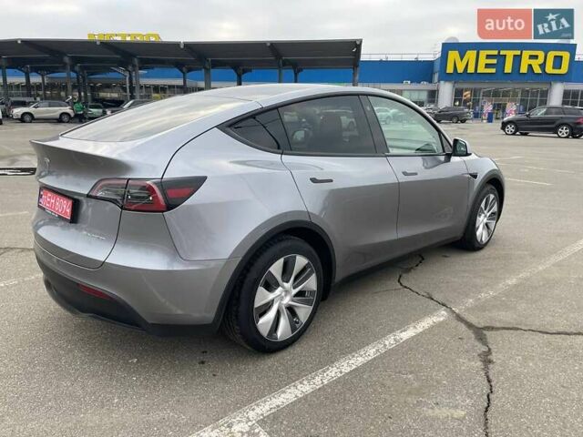 Серый Тесла Model Y, объемом двигателя 0 л и пробегом 25 тыс. км за 37500 $, фото 8 на Automoto.ua