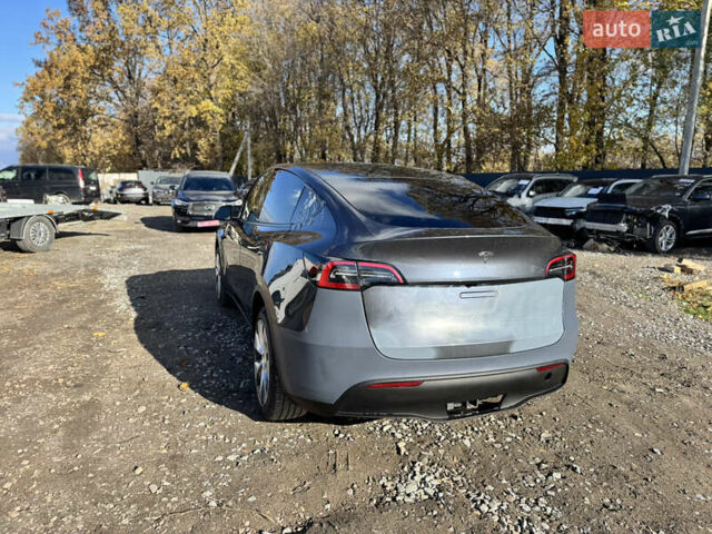 Серый Тесла Model Y, объемом двигателя 0 л и пробегом 22 тыс. км за 21900 $, фото 6 на Automoto.ua