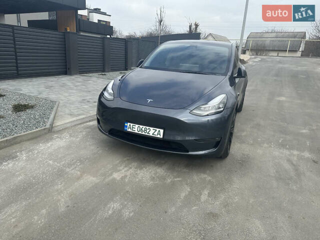 Серый Тесла Model Y, объемом двигателя 0 л и пробегом 11 тыс. км за 28400 $, фото 14 на Automoto.ua