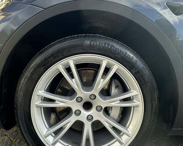 Тесла Model Y 2023 у Чернівцях на Automoto.ua Сірий Тесла Model Y, об'ємом двигуна 0 л та пробігом 20 тис. км за 23500 $, фото 30 на Automoto.ua