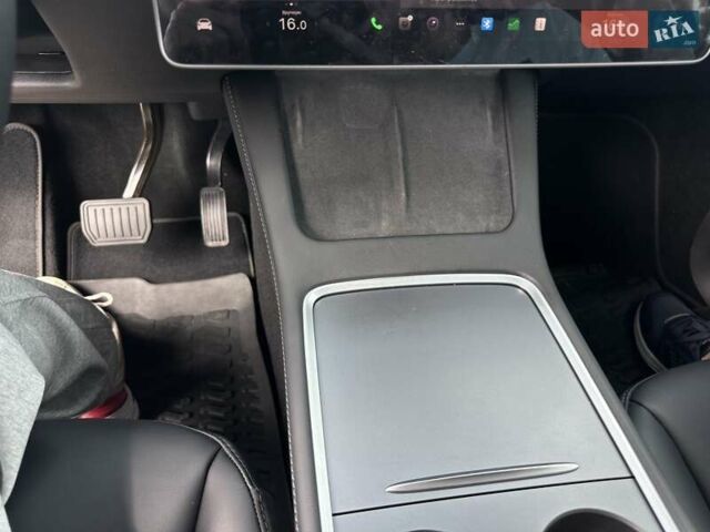 Серый Тесла Model Y, объемом двигателя 0 л и пробегом 9 тыс. км за 28950 $, фото 33 на Automoto.ua