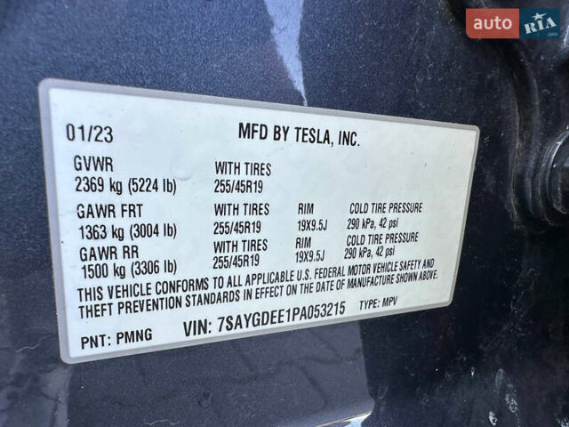 Серый Тесла Model Y, объемом двигателя 0 л и пробегом 93 тыс. км за 27900 $, фото 16 на Automoto.ua
