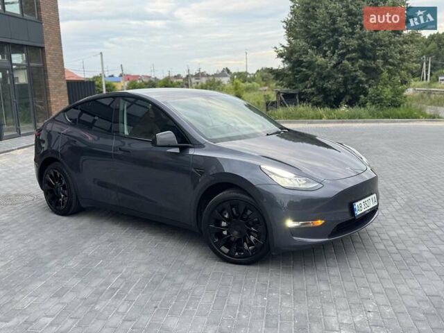 Сірий Тесла Model Y, об'ємом двигуна 0 л та пробігом 17 тис. км за 35999 $, фото 33 на Automoto.ua