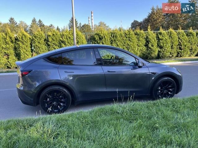 Серый Тесла Model Y, объемом двигателя 0 л и пробегом 40 тыс. км за 27700 $, фото 36 на Automoto.ua