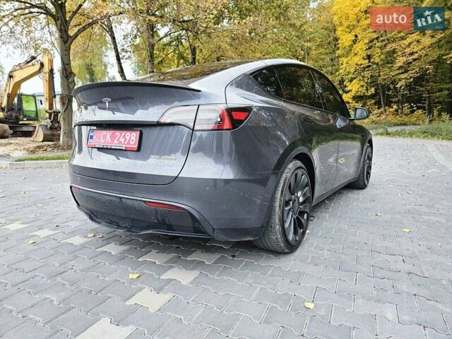 Серый Тесла Model Y, объемом двигателя 0 л и пробегом 32 тыс. км за 29500 $, фото 9 на Automoto.ua