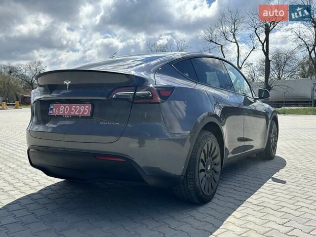 Серый Тесла Model Y, объемом двигателя 0 л и пробегом 33 тыс. км за 28000 $, фото 20 на Automoto.ua