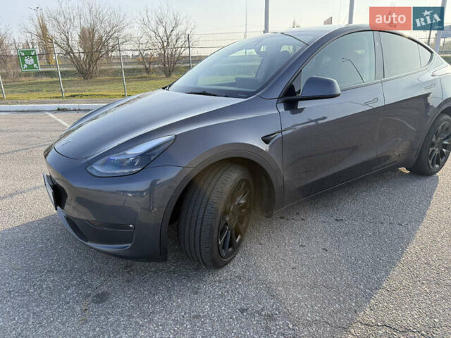Сірий Тесла Model Y, об'ємом двигуна 0 л та пробігом 18 тис. км за 27500 $, фото 13 на Automoto.ua