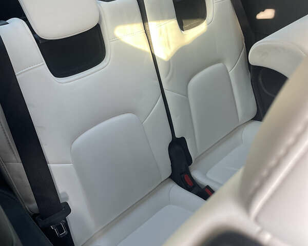 Сірий Тесла Model Y, об'ємом двигуна 0 л та пробігом 43 тис. км за 28500 $, фото 145 на Automoto.ua