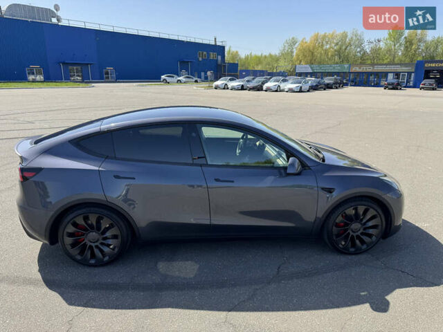 Серый Тесла Model Y, объемом двигателя 0 л и пробегом 28 тыс. км за 29000 $, фото 27 на Automoto.ua