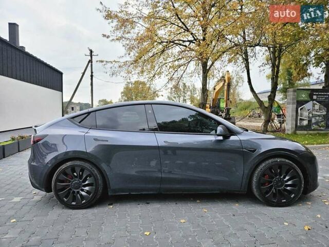 Серый Тесла Model Y, объемом двигателя 0 л и пробегом 32 тыс. км за 29500 $, фото 6 на Automoto.ua