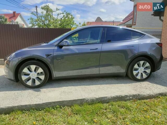 Серый Тесла Model Y, объемом двигателя 0 л и пробегом 30 тыс. км за 32350 $, фото 21 на Automoto.ua
