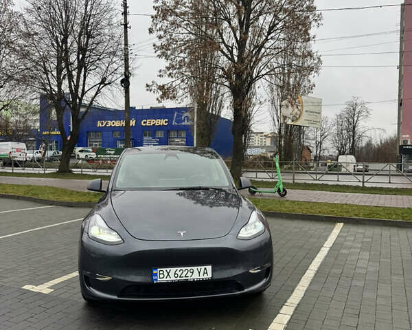 Сірий Тесла Model Y, об'ємом двигуна 0 л та пробігом 33 тис. км за 25500 $, фото 7 на Automoto.ua