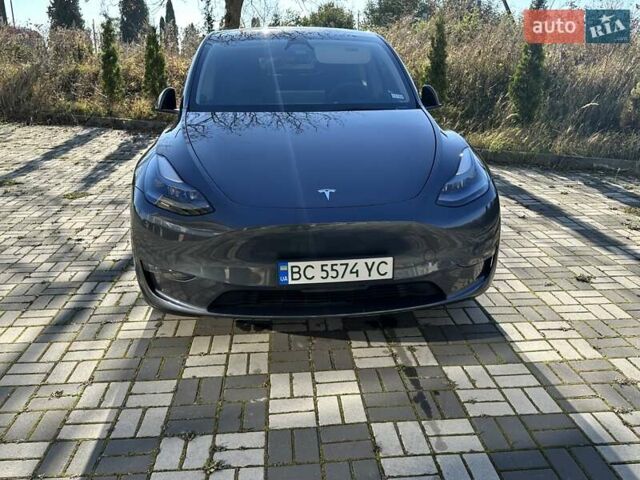 Серый Тесла Model Y, объемом двигателя 0 л и пробегом 35 тыс. км за 26700 $, фото 5 на Automoto.ua