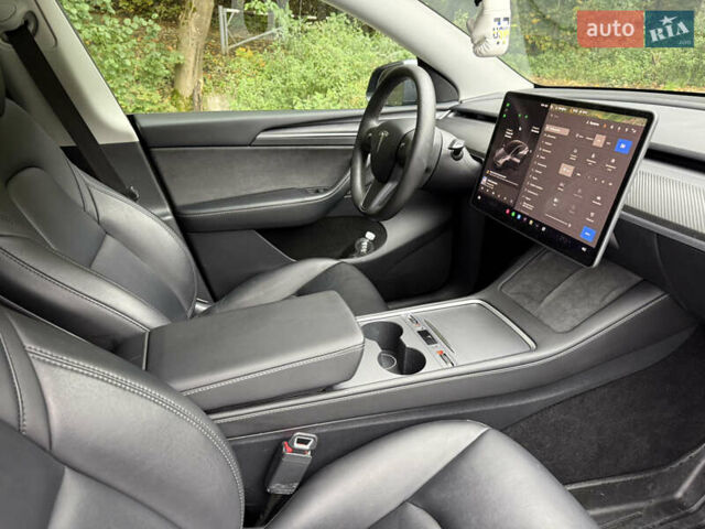 Сірий Тесла Model Y, об'ємом двигуна 0 л та пробігом 63 тис. км за 37799 $, фото 11 на Automoto.ua