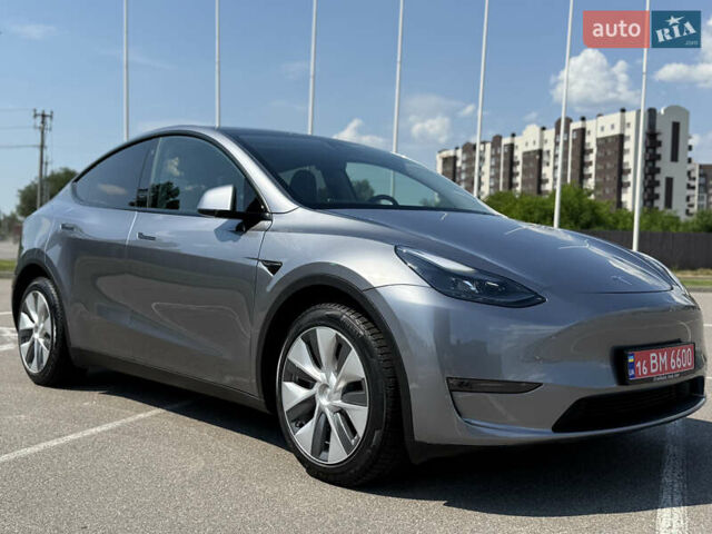 Серый Тесла Model Y, объемом двигателя 0 л и пробегом 14 тыс. км за 37500 $, фото 10 на Automoto.ua