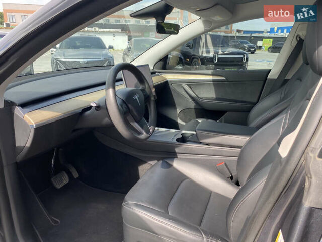 Сірий Тесла Model Y, об'ємом двигуна 0 л та пробігом 116 тис. км за 33000 $, фото 9 на Automoto.ua
