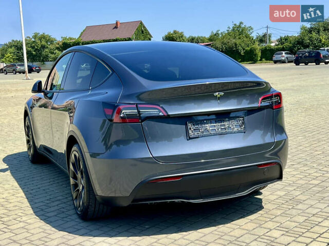 Серый Тесла Model Y, объемом двигателя 0 л и пробегом 45 тыс. км за 23700 $, фото 45 на Automoto.ua