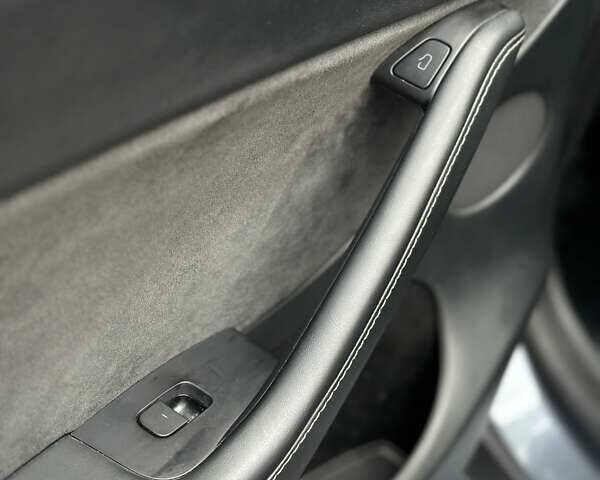 Сірий Тесла Model Y, об'ємом двигуна 0 л та пробігом 51 тис. км за 27000 $, фото 16 на Automoto.ua