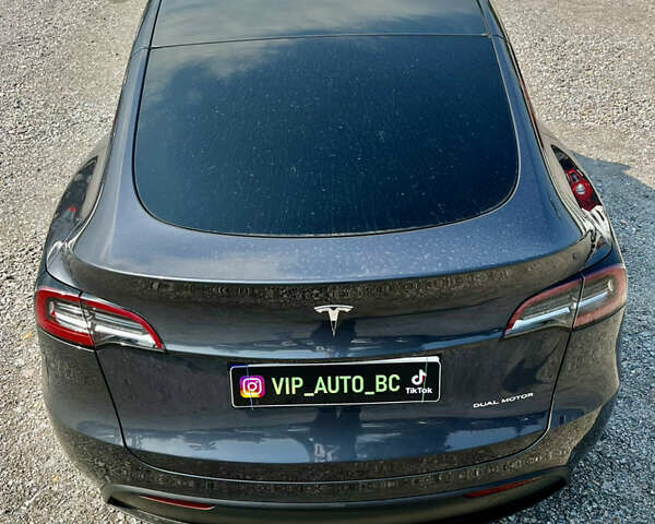Серый Тесла Model Y, объемом двигателя 0 л и пробегом 11 тыс. км за 36999 $, фото 4 на Automoto.ua