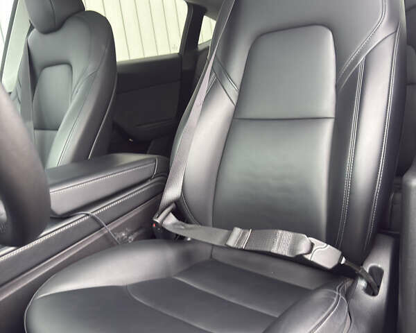 Сірий Тесла Model Y, об'ємом двигуна 0 л та пробігом 48 тис. км за 26000 $, фото 14 на Automoto.ua