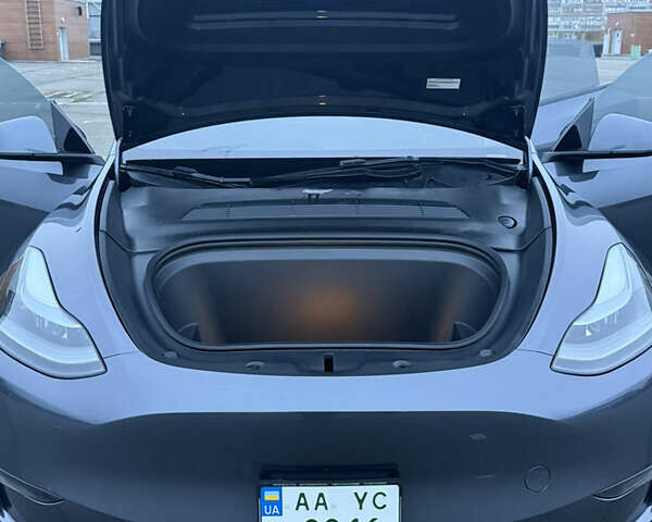 Сірий Тесла Model Y, об'ємом двигуна 0 л та пробігом 34 тис. км за 35000 $, фото 25 на Automoto.ua