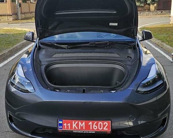 Серый Тесла Model Y, объемом двигателя 0 л и пробегом 38 тыс. км за 27900 $, фото 13 на Automoto.ua